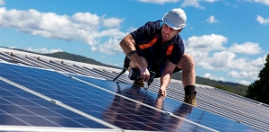 Panneaux solaires : processus d'installation et avantages économiques